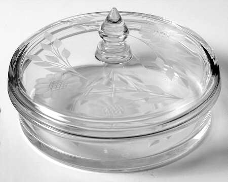 Cornflower (Smooth Stem, Non Optic) Round Jewelry Box