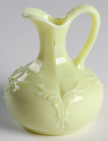 Winged Scroll Custard (No Gold Accents) Oil Cruet No Stopper