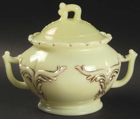 Winged Scroll Custard (Gold Accents) Sugar Bowl & Lid