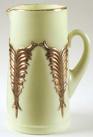 Winged Scroll Custard (Gold Accents) Tankard