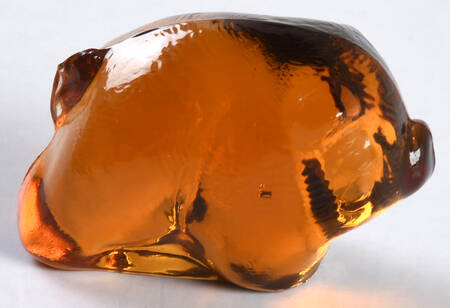 Heisey Animals and Figurines Amber Standing Piglet