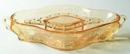 Heisey Animals and Figurines Swan Handled Bowl w/Flower Frog (Sahara)