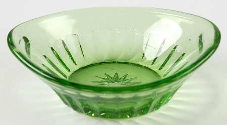 Narrow Flute Green Moongleam (Stem 394) by Heisey