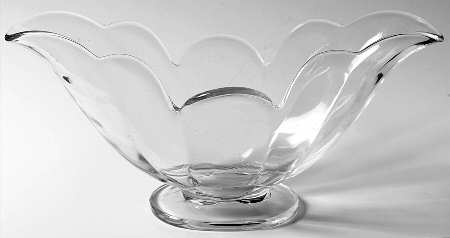 Droop Clear (Line 1569) 11" Oval Vase