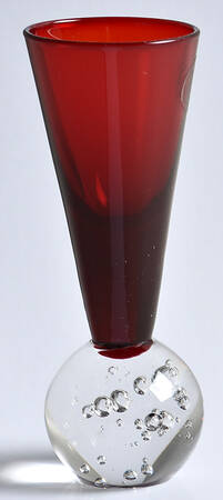 Chelsea (Bubbles in Base) Ruby Cordial