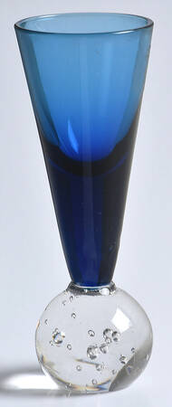 Chelsea (Bubbles in Base) Blue Cordial