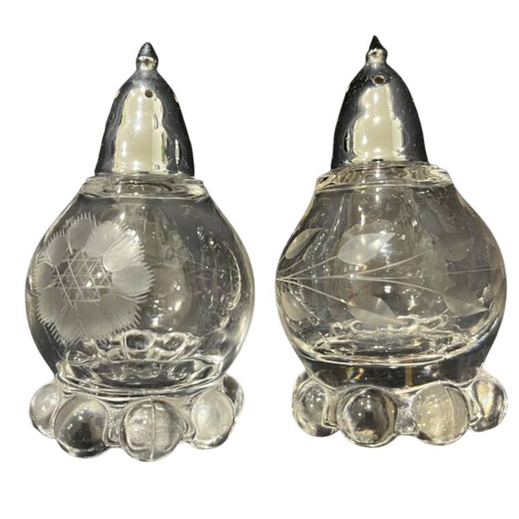Cornflower (Candlewick) Footed Shaker Set & Metal Lids