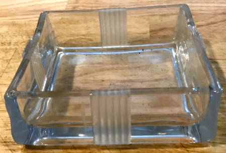 Buttress Clear-Frosted Small Centerpiece
