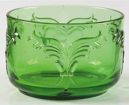 Winged Scroll Emerald (No Gold Accents) Round Puff Box No Lid