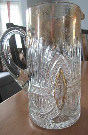 Prince of Wales Plumes Gold Trim Pitcher