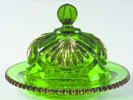 Pineapple and Fan Emerald (Gold Encrusted) Round Covered Butter