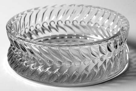 Wreath (Line #7004) by Heisey
