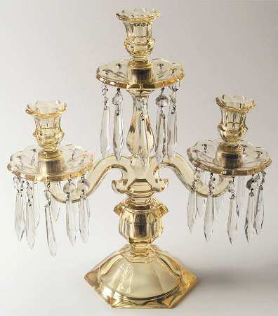 Old Williamsburg Candlelabras & Epergne 15" Yellow 3 Lt Candelabra W/3 Bobeche & 20 Prisms