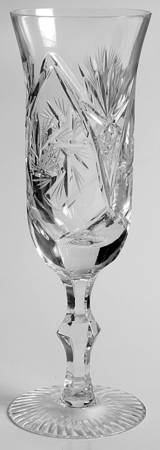 Worcester (Cut Curve Under Star) Fluted Champagne