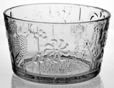 Flora 5" Round Bowl by Iittala