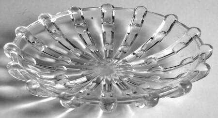 Broken Column Clear Nut Dish