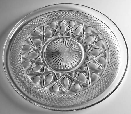 Cape Cod Clear (1602 + 160) Sandwich Plate