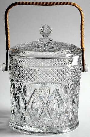Cape Cod Clear (1602 + 160) Cookie Jar & Lid with Bamboo Handle