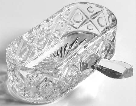Cape Cod Clear (1602 + 160) 4" Handled Nut Dish Aka Tray for Salt & Pepper