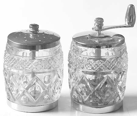 Cape Cod Clear (1602 + 160) Salt and Pepper Mill Set