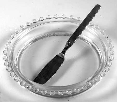 Candlewick Clear (Stem 3400) 6" Cheese Dish with Oneida Knife