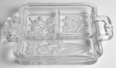 Intaglio Fruit (Line 900, Round) 9" Square 3 Part Relish