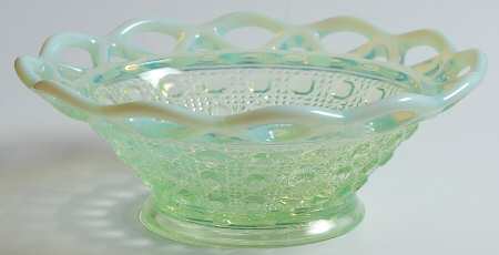 Laced Edge Green Opalescent 6" Belled Nappy