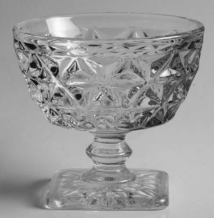 Mt. Vernon Clear (Crisscross Diamonds) Champagne/Tall Sherbet