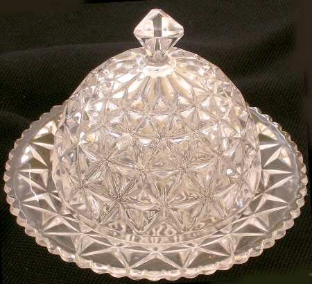 Mt. Vernon Clear (Crisscross Diamonds) Round Covered Butter