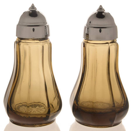 Old Williamsburg Brown Shaker Set & Plastic Lids