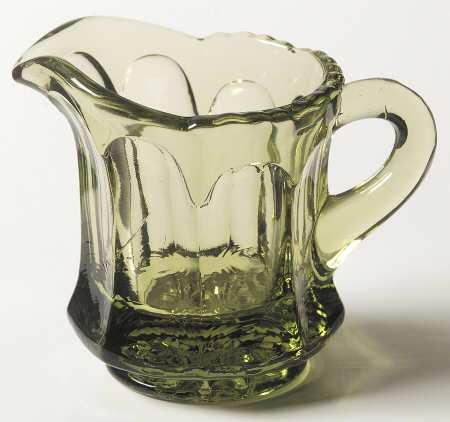 Old Williamsburg Verde Green Mini Creamer