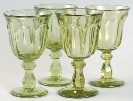 Old Williamsburg Verde Green Wine - Set of 4