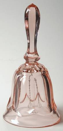 Old Williamsburg Peach Bell