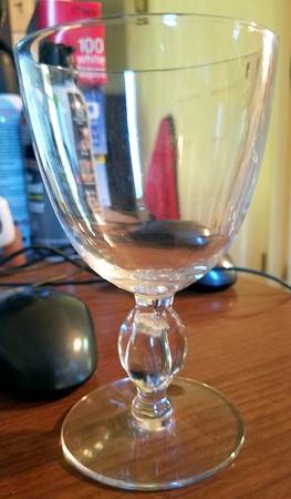 Simplicity Wine Glass