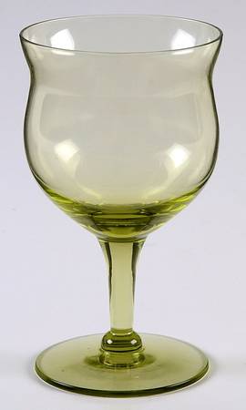 Skanda Green (Plain) Wine Glass