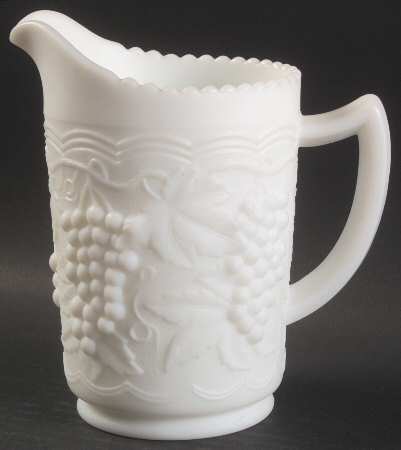 Vintage Grape Satin (Doeskin) Pint Pitcher
