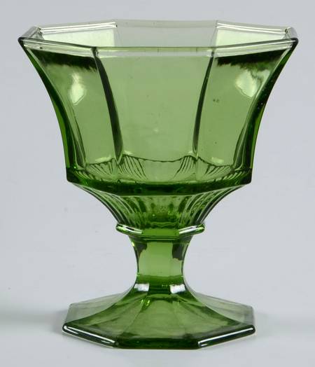 Octagonal Green Champagne/Tall Sherbet