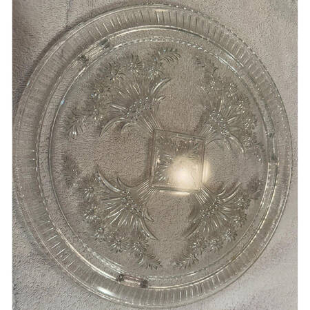 371 Clear Footed Cake Plate