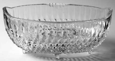 Diamond Point Clear Oval Bowl