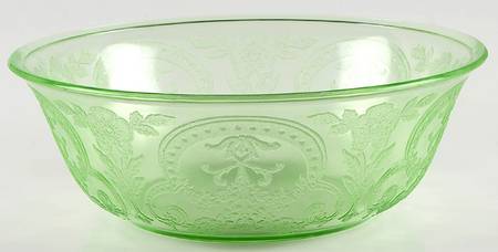 Horseshoe Green 8" Salad Bowl
