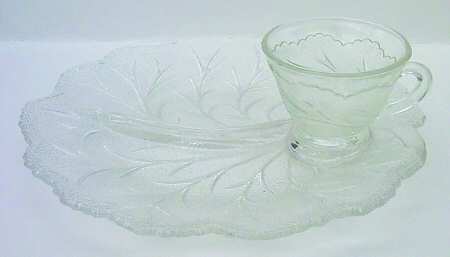 Pebble Leaf Clear Snack Plate & Cup Set