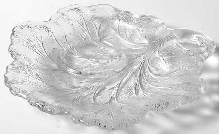 Pebble Leaf Clear Saucer Only