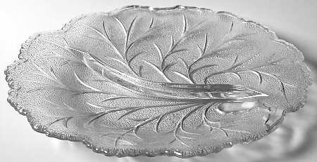 Pebble Leaf Clear 10" Round 2 Part Relish