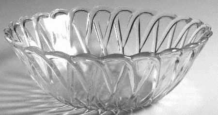 Pretzel Clear Large Fruit Bowl