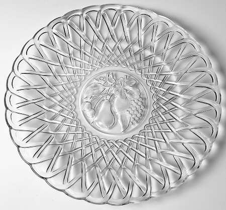 Pretzel Clear 11" Sandwich Plate