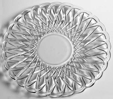 Pretzel Clear Dinner Plate