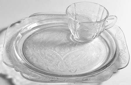 Recollection Clear Snack Plate & Cup Set