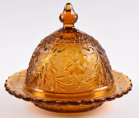 Sandwich Amber Round Covered Butter