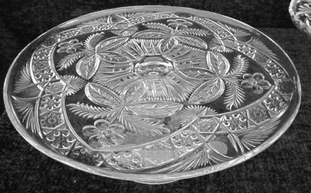 Gaelic Round Cake Stand