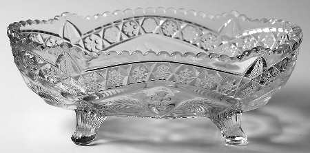Gaelic 9" 4-Toed Footed Bowl